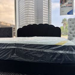 Black King Size Led Bed Frame + King Mattress