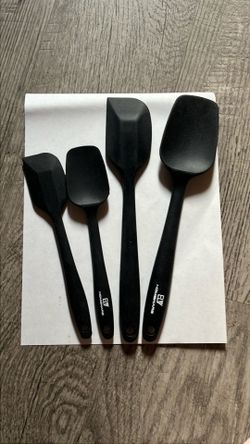 Heat-resistant food-grade silicone spatula