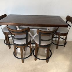 High Top Table And 4 Chairs