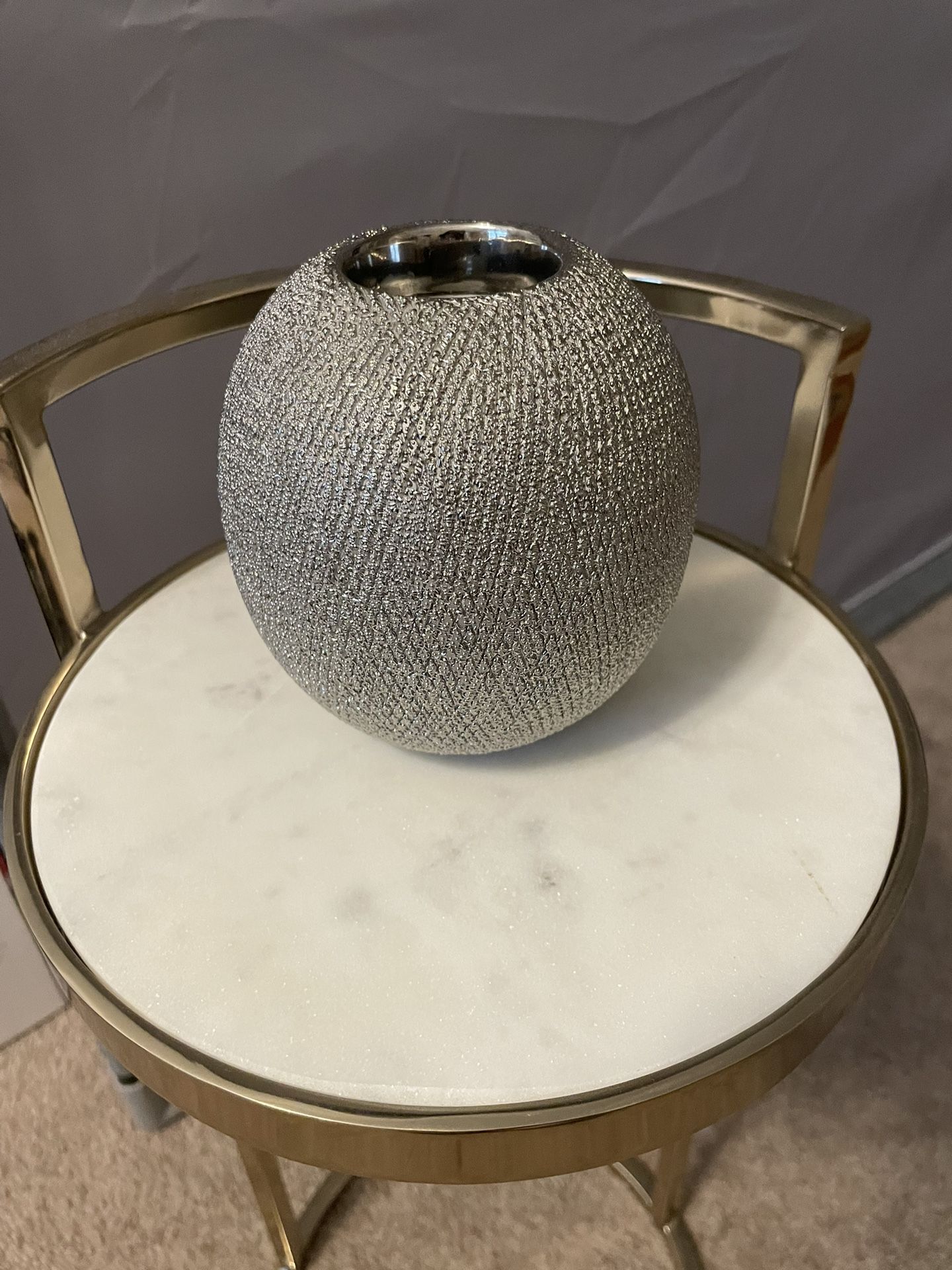 Textured Round Silver Ceramic Tea Light Candle Holder 