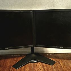 DVI and VGA Dual 22" Monitors and Tree