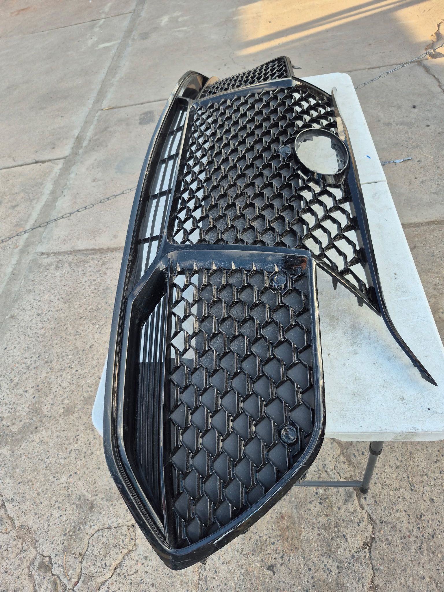 Toyota Avalon Grille Oem