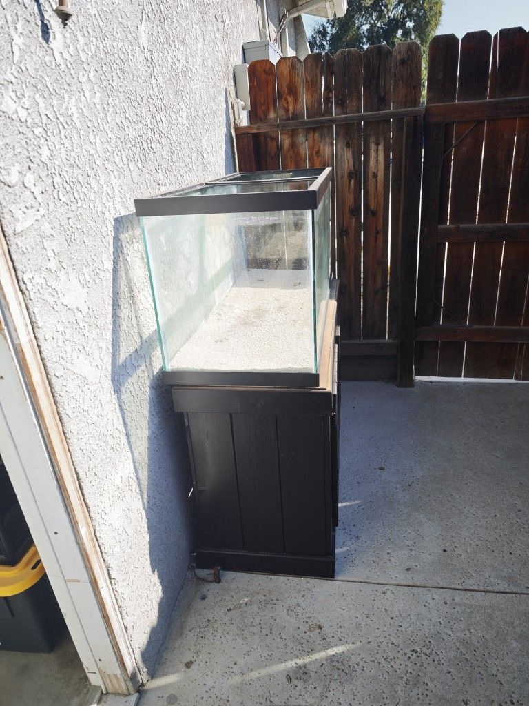 75 Gallon Tank