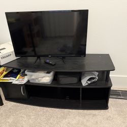 32”TV And TV Stand