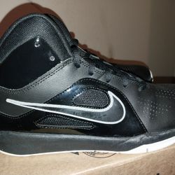 New Boys Nike Team Hustle 