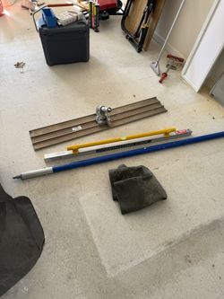 Concrete Float Level And Pole 