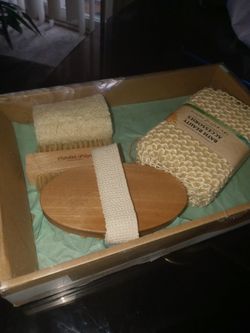 Bath Accessories For A Woman