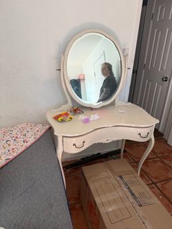 Vintage vanity