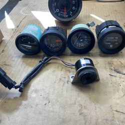 Evinrude Gauges