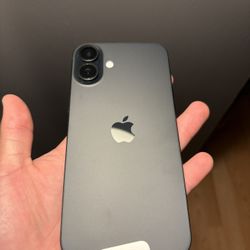 iPhone 16 Plus