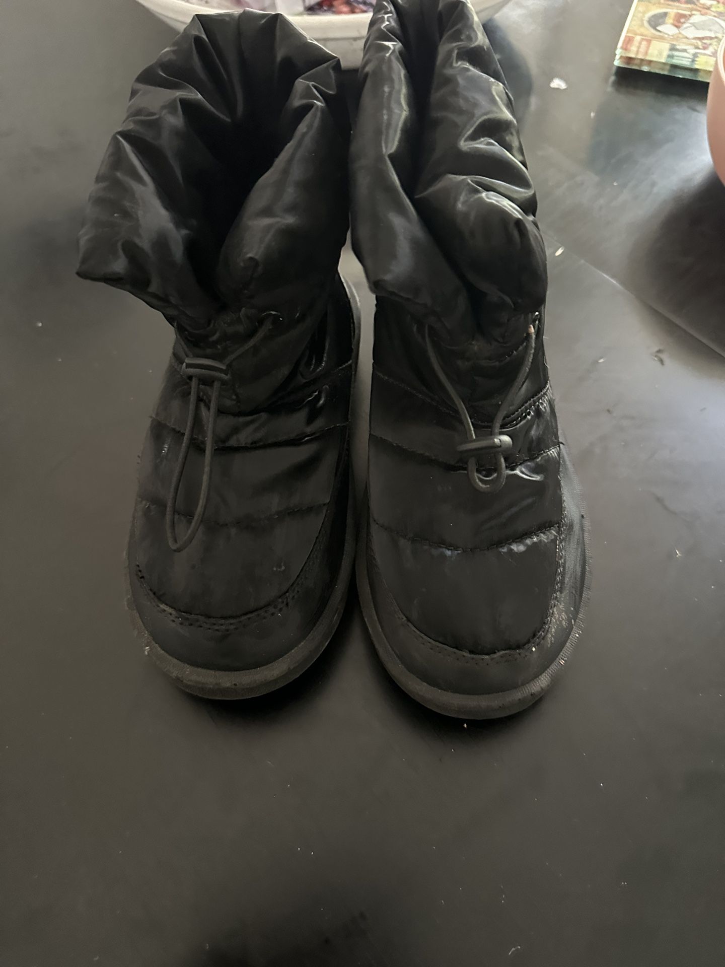 Black Snow Boots