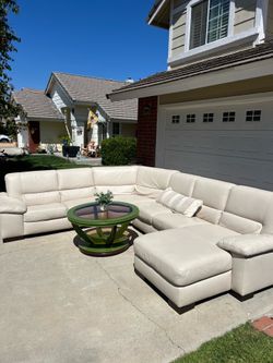 Natuzzi Italsofa Genuine Leather L-Shaped Sectional Sofa with Chaise