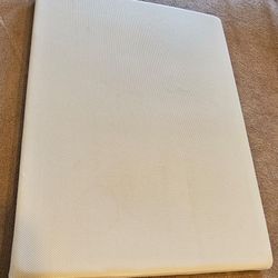 Queen ZINUS Gel Foam Mattress – Cool Sleep, Great Deal!