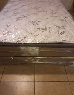 Brand new queen size Pillowtop Mattress Included box spring.