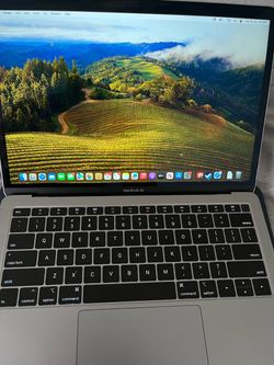 Macbook air (5) 2018