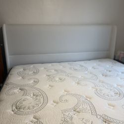 Vendo Cama Calking, Incluye Base, Colchón Y Cabecera.