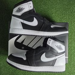 Air Jordan 1 High Black White Size 10M 