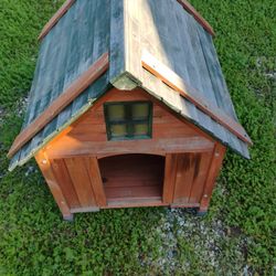 Dog House 2x2x3'tall Wood