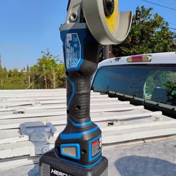 Drinner New 20v Battery 12 With Charger 