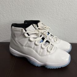 Jordan 11 Legend Blue Size 8.5