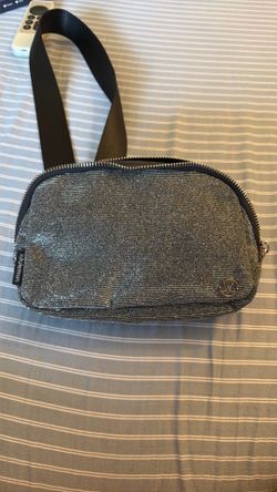 Lululemon glitter crossbody