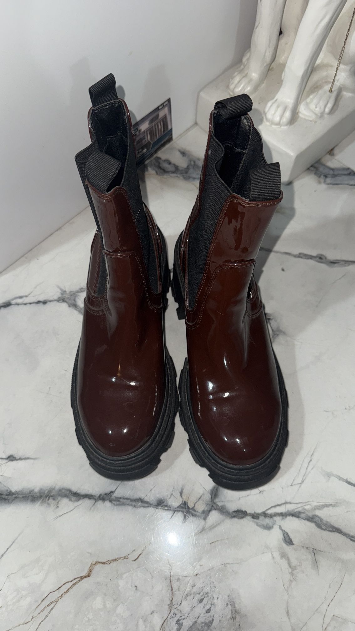 Boohoo CHUNKY RAND DETAIL PATENT CHELSEA BOOT