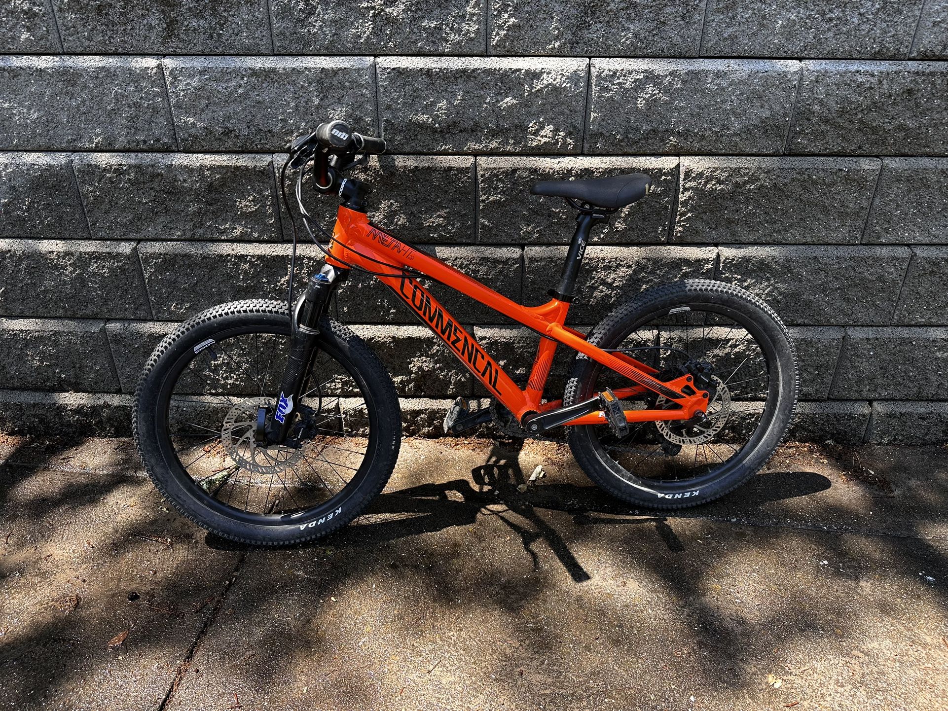 Commencal Meta HT 20-inch Mountain Bike