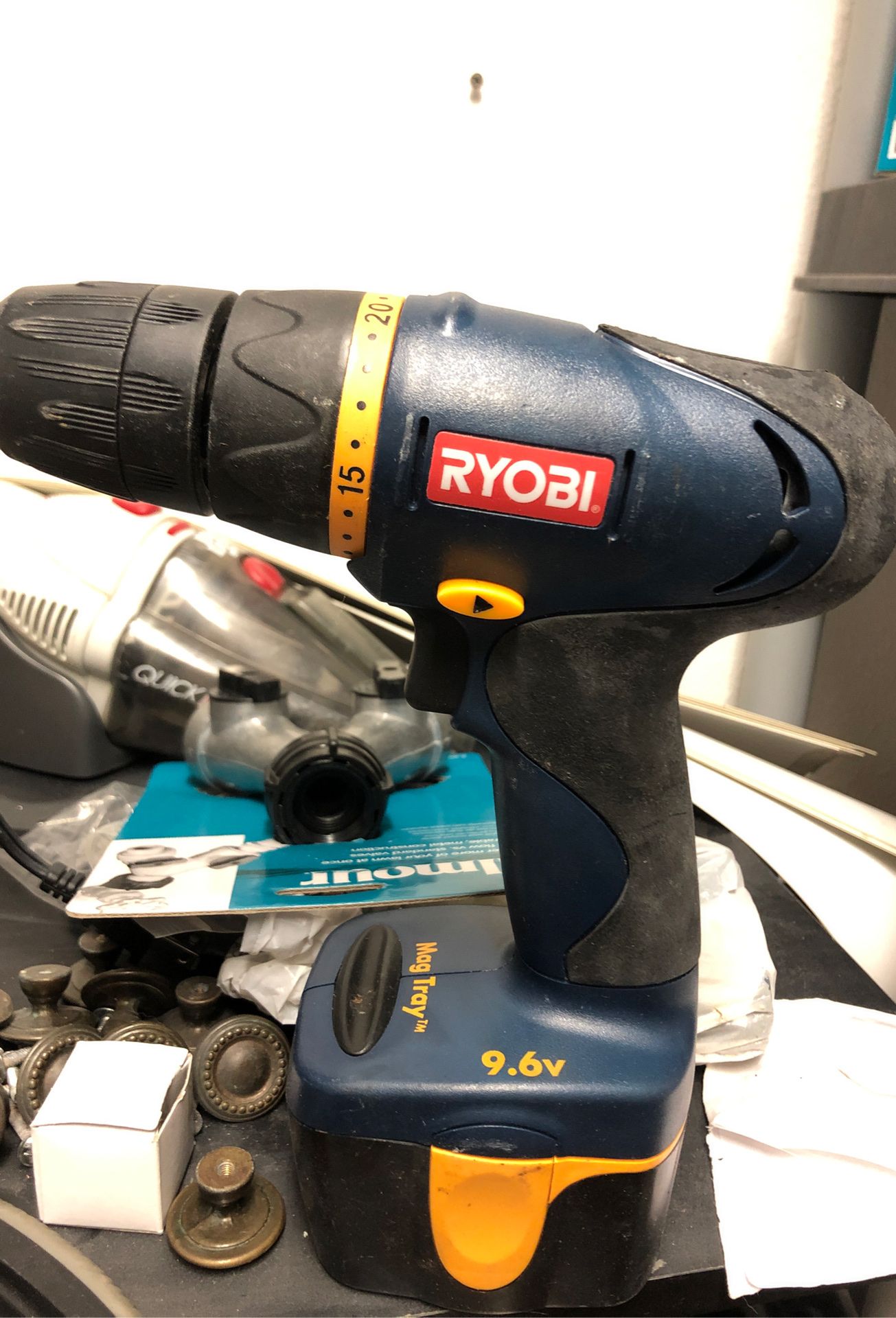 Selling old drill for 15$