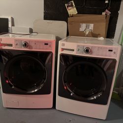 Kenmore Elite (Kenmore Smart Connect) Washer & Dryer Pair