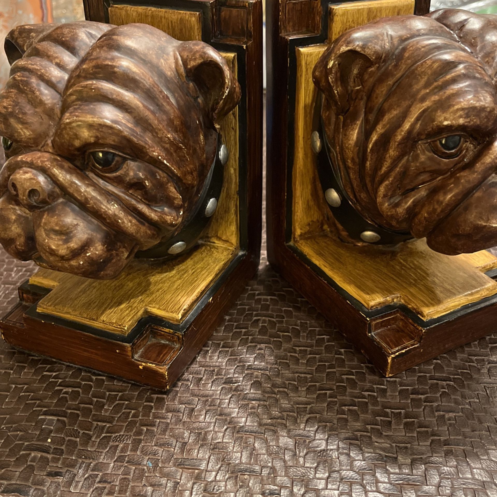 Bull Dog Bookends