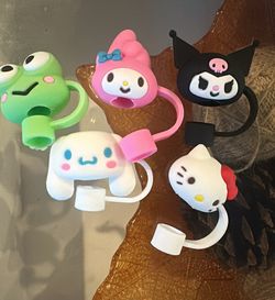 HELLO KITTY / SANRIO CHARACTERS STRAW TOPPER