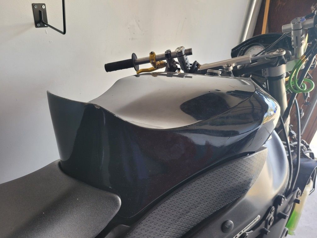09 Kawasaki Zx6r Stunt Gas Tank