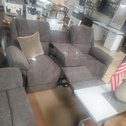 2pc Reclining Sofa And Loveseat