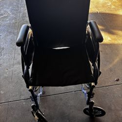 Folding wheelchair 