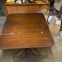 Foldable Dinner Table