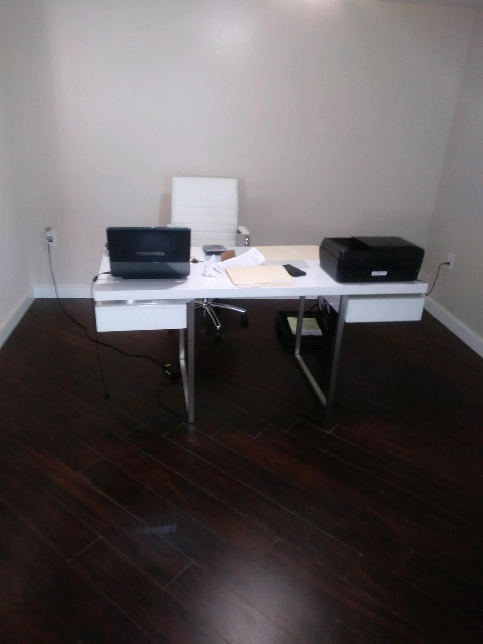 Like New Desk and matching chair