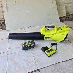 RYOBI 40V Leaf Blower Kit 550CFM