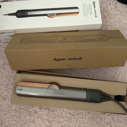 Dyson Airstrait |New In Box 