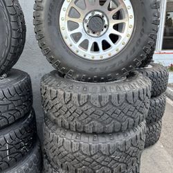 Vendo Set De Rines Nuevos Para TOYOTA Tacoma Chevy Silverado GMC Sierra Con Llantas 285:70/17 Bfgoodich Ko2