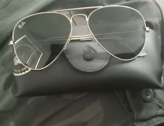 Ray Ban Aviator Sunglasses 