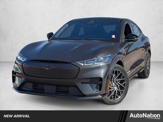 2022 Ford Mustang Mach-E