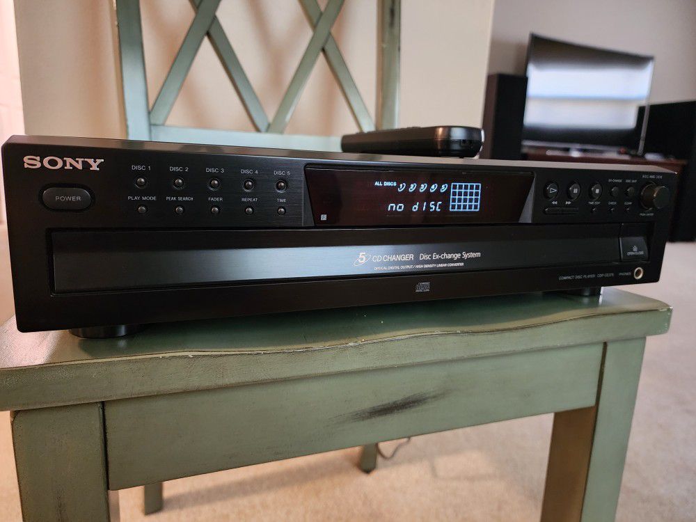 Sony CDP-CE375 5 Disc CD  Changer