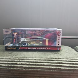 Jada Toys DC Comics Bombshells Harley Quinn & 1951 Mercury
