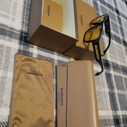 Brand New Never Worn. Burberry Sun Glasses. 160.00 Obo