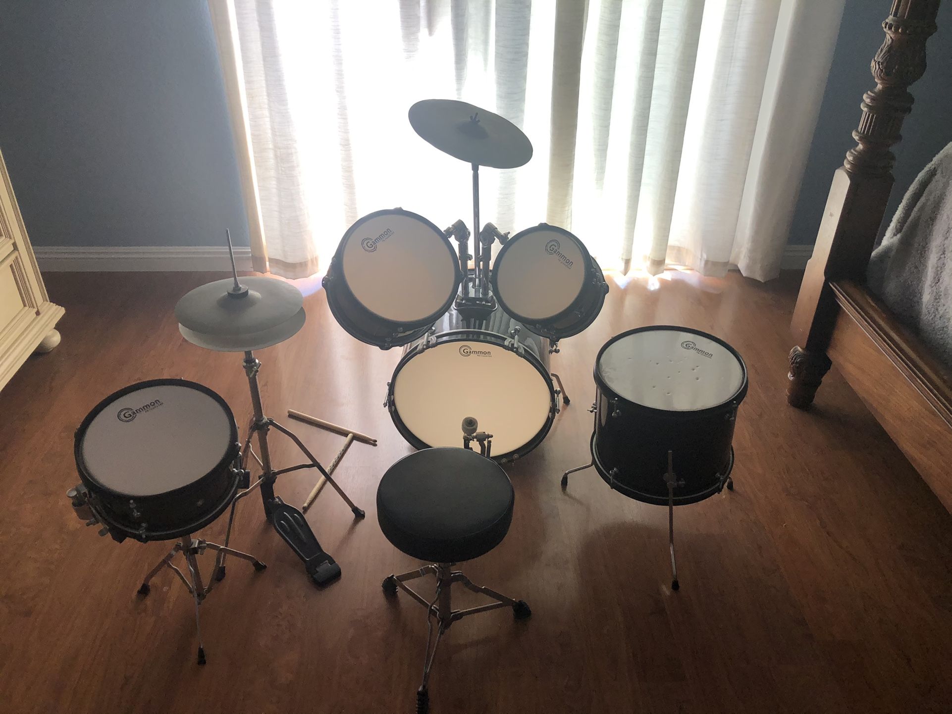 Drum set