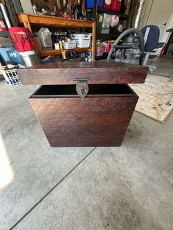 World market storage box