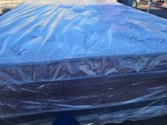 Brand New Queen Size pillowtop mattress included box spring Free Delivery depends on location