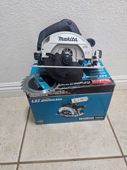 Makita circular saw