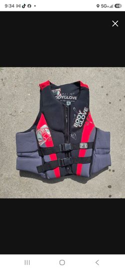 (22) LIFE Jackets $25 - $40,. Small. Medium, toddler, children,  Large To Xx-large, Last Pic Is For Under 30 Lbs.