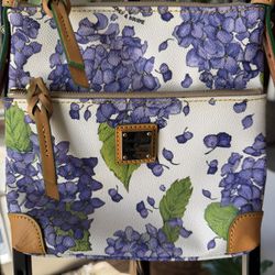 New Without Tag’s Dooney And Bourke Purse 